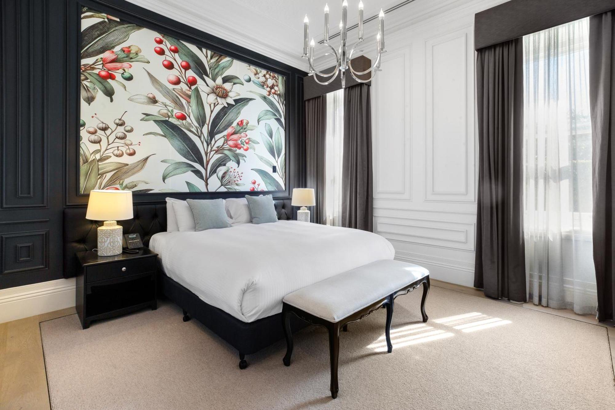 Marnong Estate Hotel Mickleham Room photo